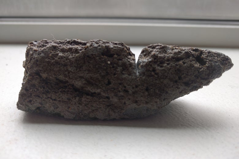 A piece of concrete curbston